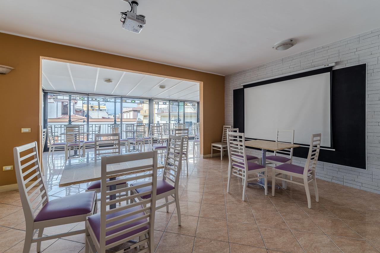 Hotel Centrale בגרייה מראה חיצוני תמונה