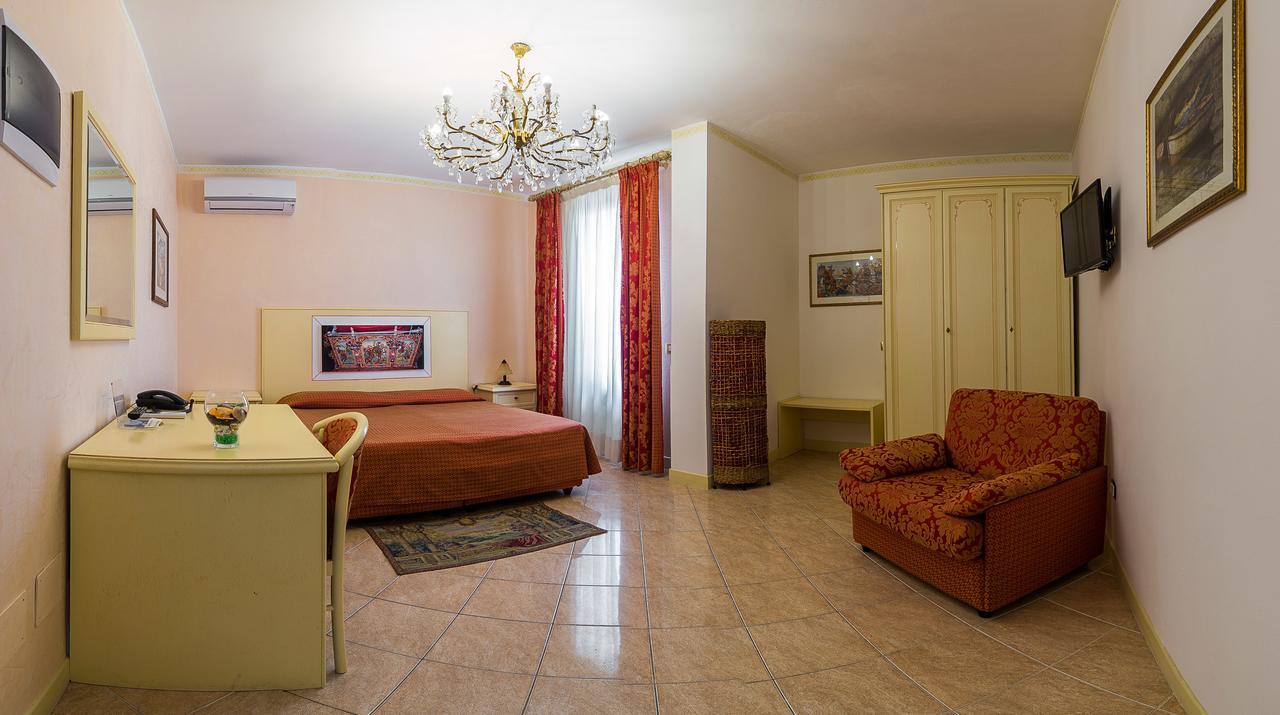 Hotel Centrale בגרייה מראה חיצוני תמונה