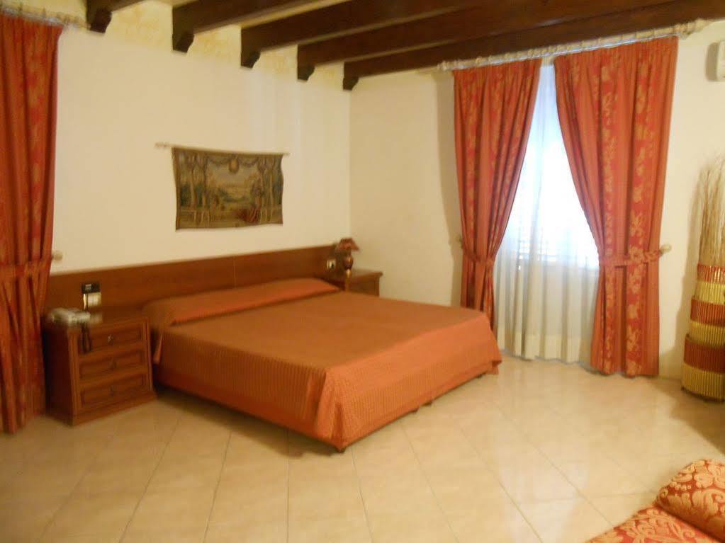 Hotel Centrale בגרייה מראה חיצוני תמונה