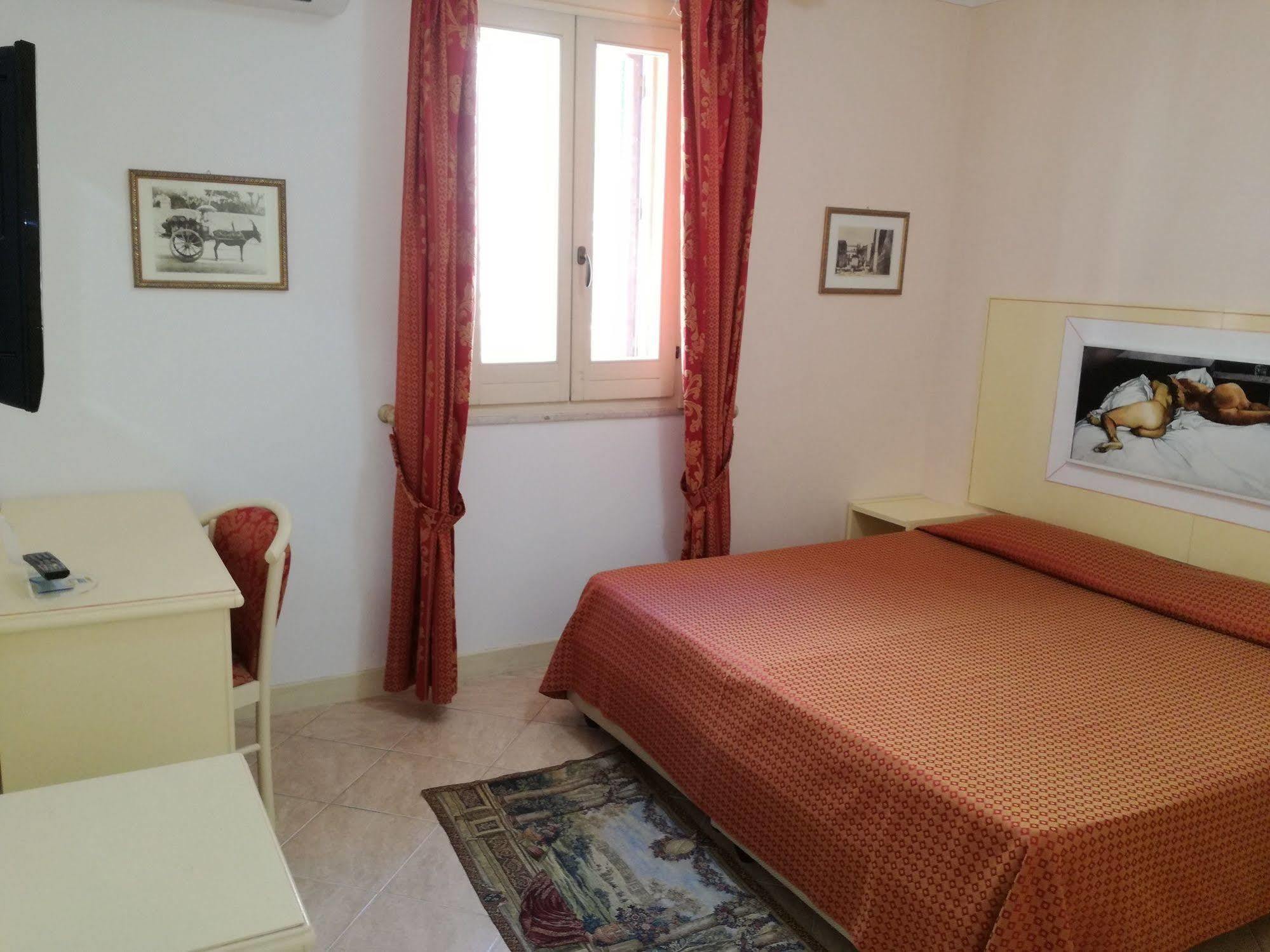 Hotel Centrale בגרייה מראה חיצוני תמונה