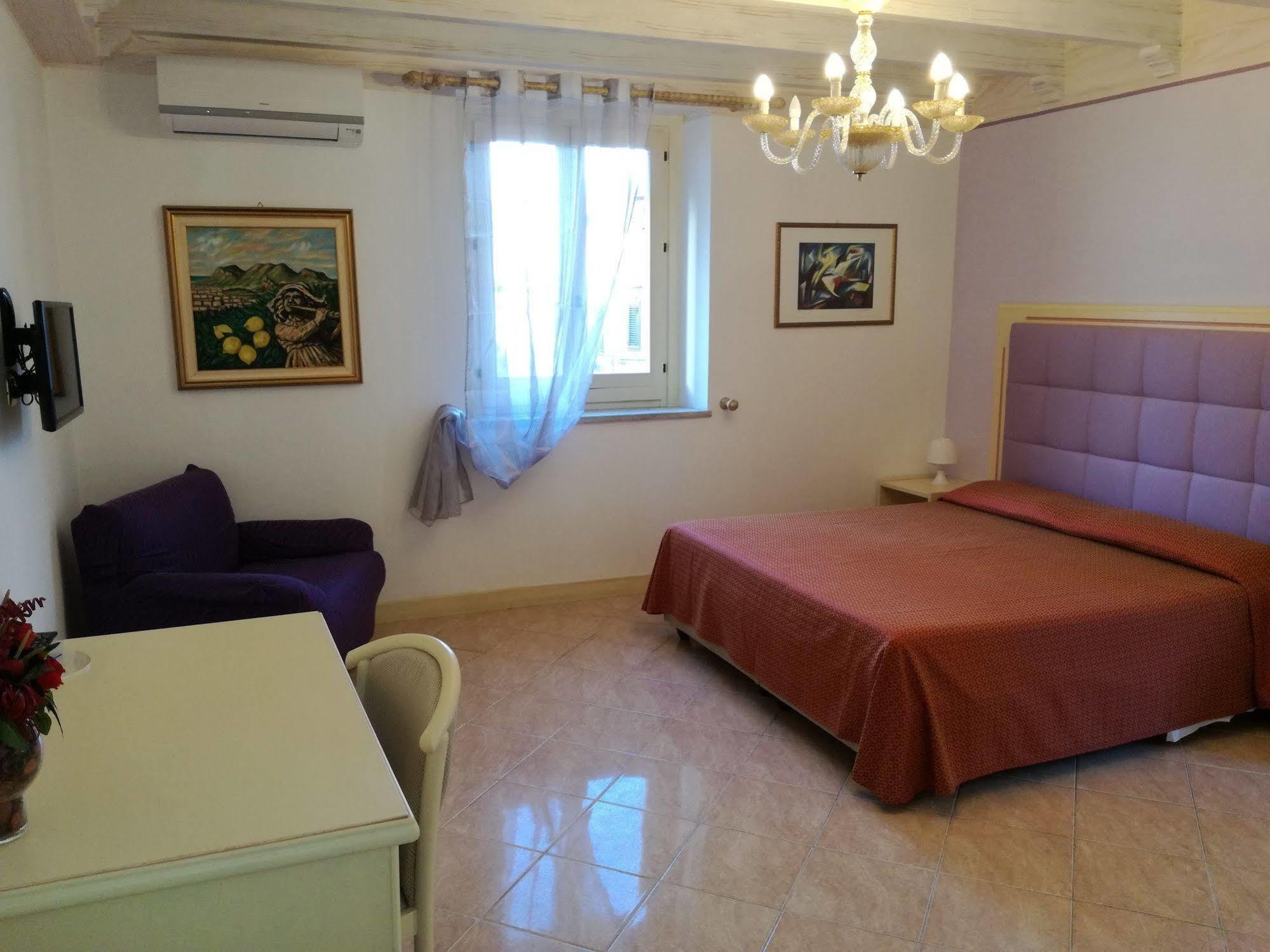 Hotel Centrale בגרייה מראה חיצוני תמונה